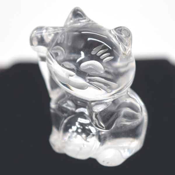 水晶のミニ招き猫