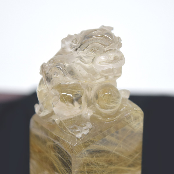 貔貅のルチル柱